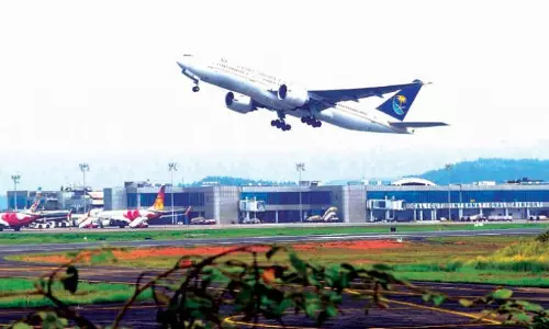 പുതുവത്സരത്തിന്റെ ഭാഗമായി സൌദിയില് വിമാനക്കമ്പനികളുടെ ഓഫറുകള്; 39 റിയാല് മുതല് ടിക്കറ്റുകള് പുതുവത്സരത്തിന്റെ ഭാഗമായി സൌദിയില് വിമാനക്കമ്പനികളുടെ ഓഫറുകള്; 39 റിയാല് മുതല് ടിക്കറ്റുകള്