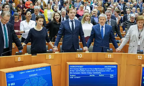 ബ്രക്സിറ്റ് കരാര്‍ യൂറോപ്യന്‍ പാര്‍ലമെന്റ് അംഗീകരിച്ചു