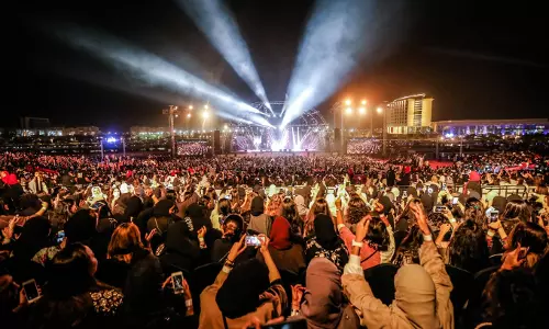 പ്രവാസോത്സവത്തിന് ജിദ്ദയിലൊരുങ്ങുന്ന വേദിയുടെ വിവരങ്ങള്: ആദ്യ കാറ്റഗറികള് ഭൂരിഭാഗവും പൂര്ത്തിയായി; സീറ്റുകളും ക്രമീകരണവും സംബന്ധിച്ച മുഴുവന് വിവരങ്ങളും അറിയാം പ്രവാസോത്സവത്തിന് ജിദ്ദയിലൊരുങ്ങുന്ന വേദിയുടെ വിവരങ്ങള്: ആദ്യ കാറ്റഗറികള് ഭൂരിഭാഗവും പൂര്ത്തിയായി; സീറ്റുകളും ക്രമീകരണവും സംബന്ധിച്ച മുഴുവന് വിവരങ്ങളും അറിയാം