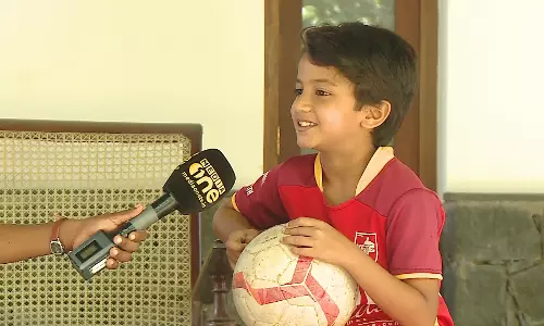 വൈറലായ സീറോ ആംഗിൾ ഗോളിന് പിന്നിലെ കൊച്ചു മാന്ത്രിക കാലുകൾ|News Theatre  