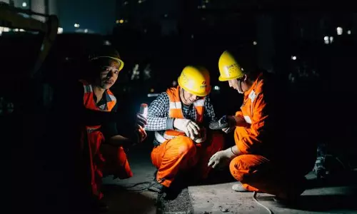 സൗദിയില് രാത്രി ഷിഫ്റ്റുകളിലെ തൊഴിലാളികള്ക്കുള്ള പുതിയ ആനുകൂല്യങ്ങൾ ഇന്ന് മുതൽ പ്രാബല്യത്തില് സൗദിയില് രാത്രി ഷിഫ്റ്റുകളിലെ തൊഴിലാളികള്ക്കുള്ള പുതിയ ആനുകൂല്യങ്ങൾ ഇന്ന് മുതൽ പ്രാബല്യത്തില്