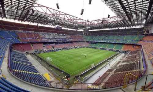 കൊറോണ: യുവന്റസും ഇന്ററും തമ്മിലുള്ള മത്സരമടക്കം നടക്കുക അടച്ചിട്ട സ്റ്റേഡിയത്തില് കൊറോണ: യുവന്റസും ഇന്ററും തമ്മിലുള്ള മത്സരമടക്കം നടക്കുക അടച്ചിട്ട സ്റ്റേഡിയത്തില്