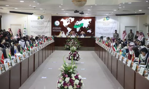 ഒ.ഐ.സിയുടെ വാര്‍ഷിക സമ്മേളനത്തിന് മുന്നോടിയായി വിദേശ കാര്യമന്ത്രിമാരുടെ യോഗം ചേര്‍ന്നു