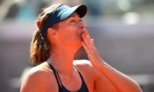 ഷറപോവ ടെന്നീസില്‍ നിന്നും വിരമിച്ചു