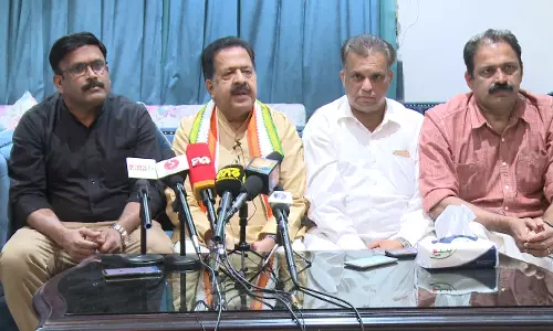 കുട്ടനാട് സീറ്റ് ആര്‍ക്കെന്ന് തീരുമാനിച്ചിട്ടില്ല; പ്രസ്താവന നടത്താതിരിക്കുന്നതാണ് നേതാക്കള്‍ക്ക് നല്ലതെന്ന് ചെന്നിത്തല