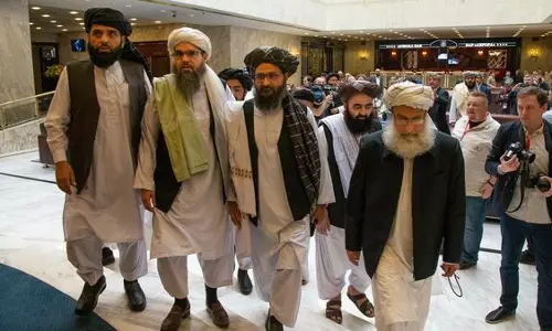 അഫ്ഗാന്‍ സൈന്യവുമായി ഏറ്റുമുട്ടല്‍ തുടരും; സമാധാന കരാറില്‍ നിന്ന് താലിബാന്‍ ഭാഗികമായി പിന്മാറി 