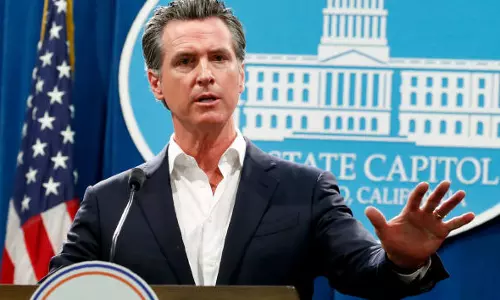 കേരളത്തേക്കാള്‍ ജനസംഖ്യയുള്ള കാലിഫോര്‍ണിയയില്‍ എല്ലാവരും വീട്ടുതടങ്കലില്‍