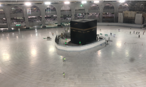 കൊറോണ; ഇരു ഹറമുകളിലും കൂടുതൽ നിയന്ത്രണം, സംസം വെള്ളം ശേഖരിക്കുന്നതിന് വിലക്ക്