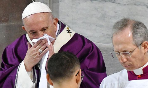 കോറോണ വൈറസ് ഭീതിക്കിടെ ഫ്രാന്‍സിസ് മാര്‍പാപ്പയുടെ അനാരോഗ്യം വിശ്വാസികളെ ആശങ്കപ്പെടുത്തുന്നു