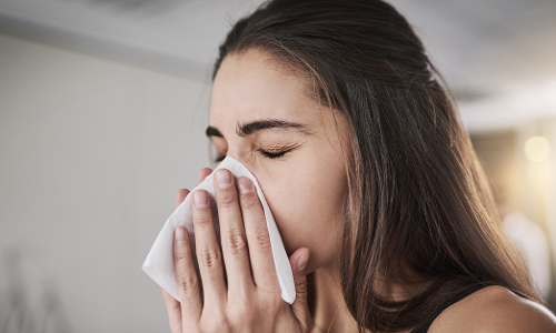 തുമ്മുമ്പോൾ തൂവാല ഇല്ലെങ്കിൽ എന്താണ് ചെയ്യേണ്ടത്?