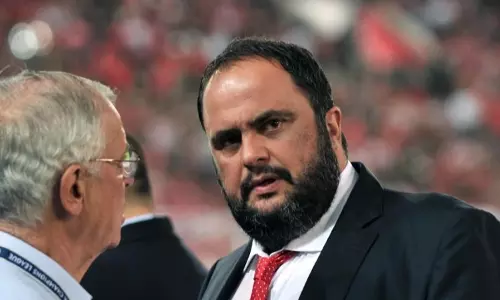 ഒളിംപിയാക്കോസ് ഉടമക്ക് കോവിഡ് 19 സ്ഥിരീകരിച്ചു