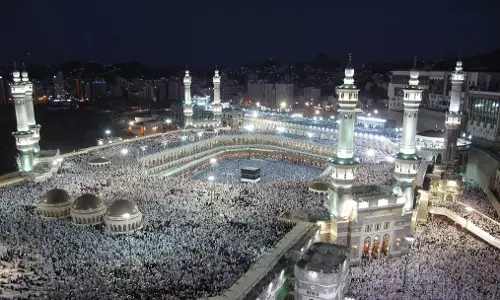 മക്ക മദീന ഹറമുകളില്‍ സ്ഥിതിഗതികള്‍ ഉടന്‍ സാധാരണ നിലയിലാകുമെന്ന് ഇരു ഹറം കാര്യാലയ മേധാവി; മക്ക മദീന ഹറമുകള്‍ കൂടുതല്‍ ഉപകരണങ്ങള്‍ സ്ഥാപിച്ചു 