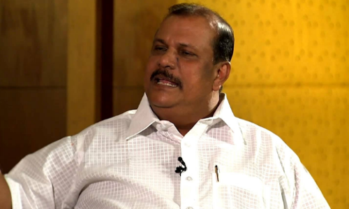 ഉമ്മൻ ചാണ്ടിക്ക് മൂർഖന്‍റെ സ്വഭാവം, കരുണാകരനെ ഇല്ലാതാക്കിയത് ഉമ്മൻ ചാണ്ടിയെന്നും പി.സി ജോര്‍ജ്ജ്