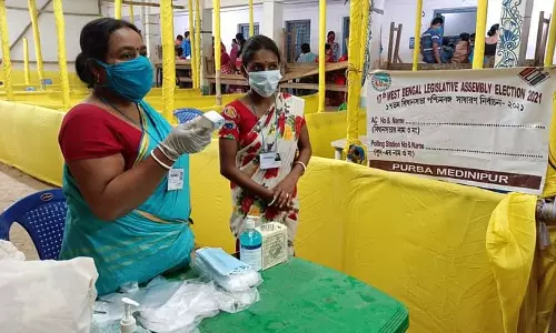 വോട്ടു ചെയ്തത് ടിഎംസിക്ക്, വിവി പാറ്റിൽ കാണിച്ചത് ബിജെപി; ബംഗാളിൽ ചിലയിടങ്ങളിൽ പോളിങ് നിർത്തിവച്ചു വോട്ടു ചെയ്തത് ടിഎംസിക്ക്, വിവി പാറ്റിൽ കാണിച്ചത് ബിജെപി; ബംഗാളിൽ ചിലയിടങ്ങളിൽ പോളിങ് നിർത്തിവച്ചു