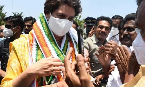 ലവ് ജിഹാദിനെപ്പറ്റി യോഗി മാത്രമല്ല, എൽ.ഡി.എഫും സംസാരിക്കുന്നു - പ്രിയങ്ക ഗാന്ധി