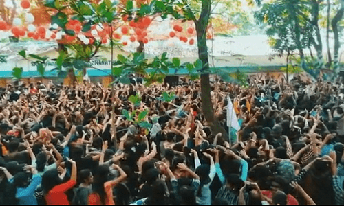 കാലടി ശ്രീശങ്കരാ കോളേജിൽ ഹോളി ആഘോഷത്തിനിടെ സംഘർഷം: രണ്ട് പേർക്ക് കുത്തേറ്റു, ഒരാളുടെ നില ഗുരുതരം