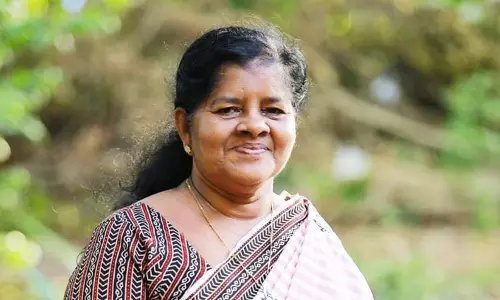 കൊല്ലം ലത്തീൻ രൂപതയുടെ ഇടയ ലേഖനത്തിനെതിരെ മന്ത്രി ജെ മേഴ്സി കുട്ടിയമ്മ