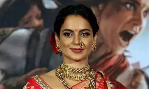 കരണ്‍ ജോഹറും ആദിത്യ ചോപ്രയും ഒളിച്ചിരിക്കുകയാണ്, ഞാനിതാ ബോളിവുഡിനെ രക്ഷിക്കാന്‍ പോകുന്നു: കങ്കണ