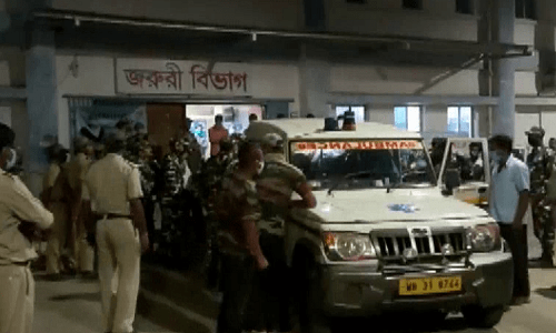 ആദ്യഘട്ട വോട്ടെടുപ്പിനിടെ അക്രമം; ബംഗാളില്‍ വെടിവെപ്പിനിടെ രണ്ട് സുരക്ഷ ഉദ്യോഗസ്ഥര്‍ക്ക് പരിക്ക്