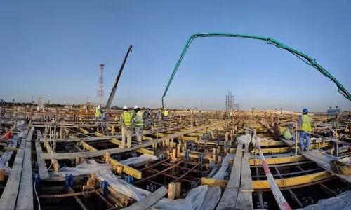 അബുദാബി ഹിന്ദു ക്ഷേത്രം; അടിത്തറ നിർമാണം അന്തിമഘട്ടത്തിൽ