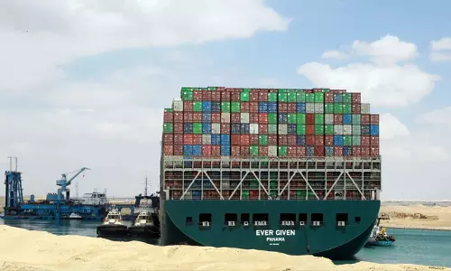 സൂയസ് കനാൽ പ്രതിസന്ധി; എവർ ഗ്രീൻ കമ്പനിക്കെതിരെ അന്വേഷണം ഇല്ലാത്തത് എന്തു കൊണ്ട്? സൂയസ് കനാൽ പ്രതിസന്ധി; എവർ ഗ്രീൻ കമ്പനിക്കെതിരെ അന്വേഷണം ഇല്ലാത്തത് എന്തു കൊണ്ട്?