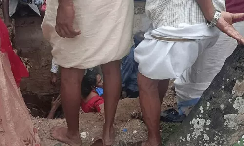 പ്രചാരണത്തിനിടെ സ്ലാബ് തകർന്ന് ഓടയിൽ വീണ് എൽ.ഡി.എഫ് സ്ഥാനാർഥി