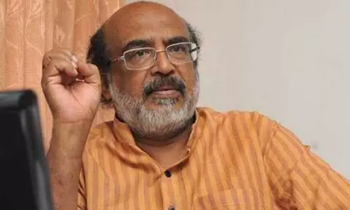 വിഷം മുറ്റിയ സംഘികളിൽ നിന്ന് വിവേകവും സംസ്കാരവും ആരും പ്രതീക്ഷിക്കുന്നില്ല: തോമസ് ഐസക് വിഷം മുറ്റിയ സംഘികളിൽ നിന്ന് വിവേകവും സംസ്കാരവും ആരും പ്രതീക്ഷിക്കുന്നില്ല: തോമസ് ഐസക്