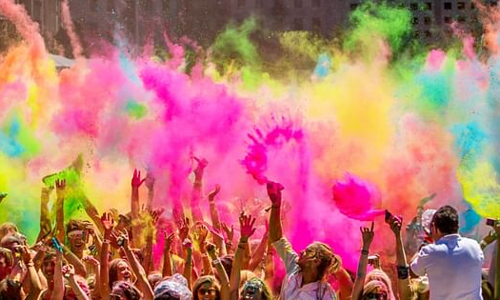 നിറങ്ങളുടെ ആഘോഷം; ഉത്തരേന്ത്യയിൽ ഇന്ന് ഹോളി
