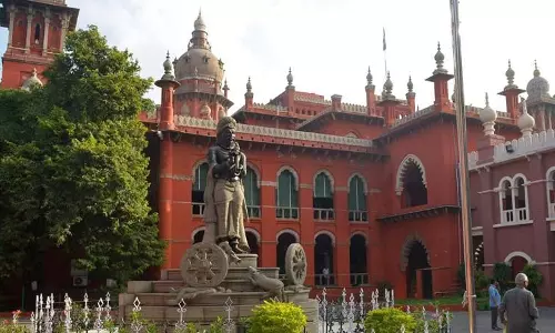 സൗജന്യങ്ങള്‍ ഒഴിവാക്കൂ, അടിസ്ഥാന സൗകര്യങ്ങള്‍ ഒരുക്കൂ: മദ്രാസ് ഹൈക്കോടതി