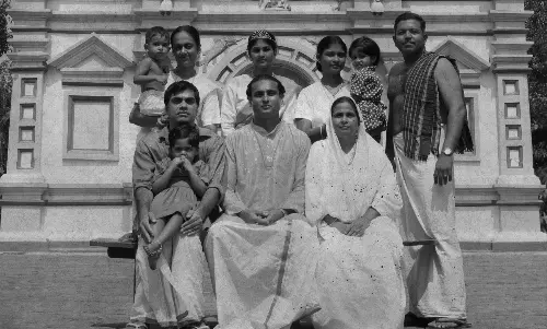 മനുഷ്യനും പ്രകൃതിയും തമ്മിലുള്ള ബന്ധവും അതിജീവനവും; 1956, മധ്യതിരുവിതാംകൂർ ട്രെയിലര്‍