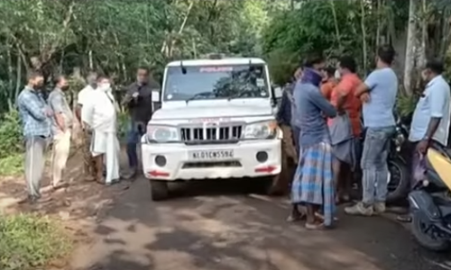 കൊല്ലത്ത് വീട് ആക്രമിച്ച് മധ്യവയസ്കനെ കൊലപ്പെടുത്തി