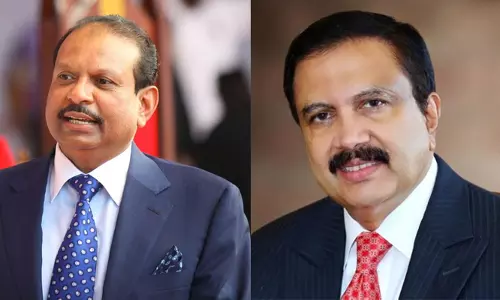 നഷ്ടപ്പെട്ടത് നിസ്വാർത്ഥനായ മനുഷ്യസ്നേഹിയെയെന്നു യൂസുഫലി; സിദ്ദീഖ് ഹസൻ ധിഷണാശാലിയായ നേതാവെന്ന് ആസാദ് മൂപ്പൻ