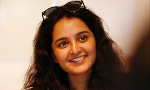 നൂറിലധികം പേരെ ഫോണില്‍ ബ്ലോക്ക് ചെയ്തിട്ടുണ്ടെന്ന് മഞ്ജു വാര്യര്‍