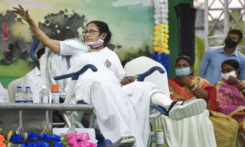 തന്നെ തോല്‍പ്പിക്കാന്‍ എ.ഐ.എം.ഐ.എമ്മിന് ബി.ജെ.പി പണം നല്‍കിയെന്ന് മമത