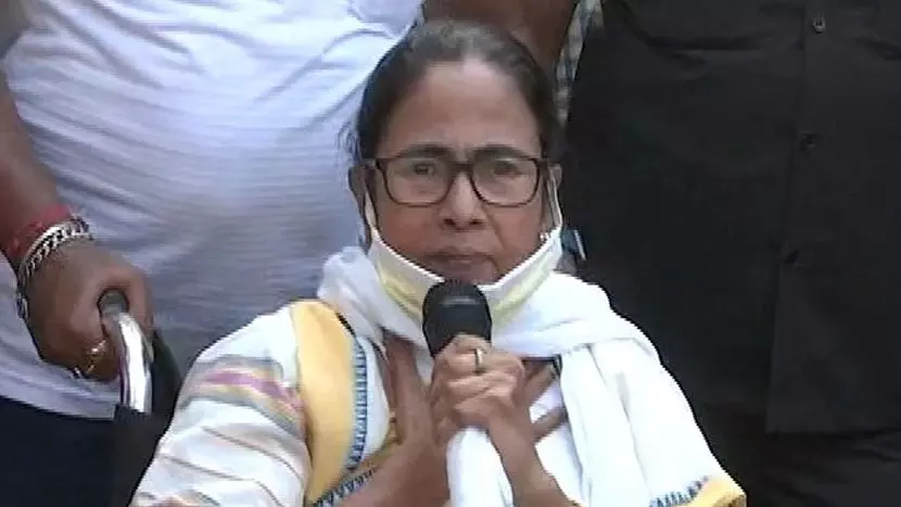 ബംഗാളില്‍ കേന്ദ്രസേന വംശഹത്യ നടത്തിയെന്ന് മമത ബാനര്‍ജി