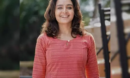 അടുത്ത സിനിമയില്‍ ഞാനില്ലെങ്കില്‍ പ്രശ്നമുണ്ടാക്കും; നായാട്ട് ടീമിനെ ഭീഷണിപ്പെടുത്തി മഞ്ജു വാര്യര്‍