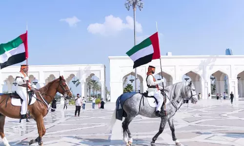അന്‍പതാം വാര്‍ഷികാഘോഷത്തിന് തുടക്കം കുറിച്ച് യു.എ.ഇ