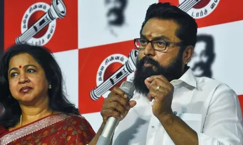 ചെക്ക് കേസ്; ശരത് കുമാറിനും ഭാര്യ രാധികയ്ക്കും ഒരു വര്ഷത്തെ തടവു ശിക്ഷ ചെക്ക് കേസ്; ശരത് കുമാറിനും ഭാര്യ രാധികയ്ക്കും ഒരു വര്ഷത്തെ തടവു ശിക്ഷ