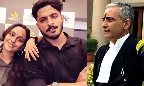 ജാനകിയും റസാക്കും കൊള്ളേണ്ടിടത്ത് കൊണ്ടു; വീണ്ടും വിദ്വേഷ പോസ്റ്റുമായി കൃഷ്ണകുമാർ ജാനകിയും റസാക്കും കൊള്ളേണ്ടിടത്ത് കൊണ്ടു; വീണ്ടും വിദ്വേഷ പോസ്റ്റുമായി കൃഷ്ണകുമാർ