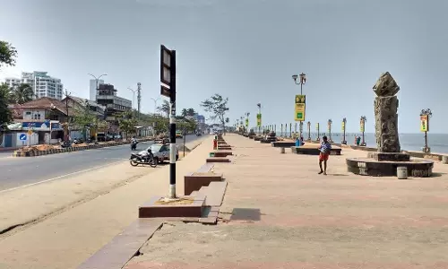 കോഴിക്കോട്ട് കടുത്ത നിയന്ത്രണങ്ങള്‍; പൊതുയോഗങ്ങള്‍ക്ക് വിലക്ക്, ബീച്ചിലും നിയന്ത്രണം