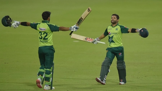 ട്വന്‍റി 20യില്‍ 100 വിജയങ്ങള്‍‌ സ്വന്തമാക്കുന്ന ആദ്യ ടീമായി പാകിസ്ഥാന്‍