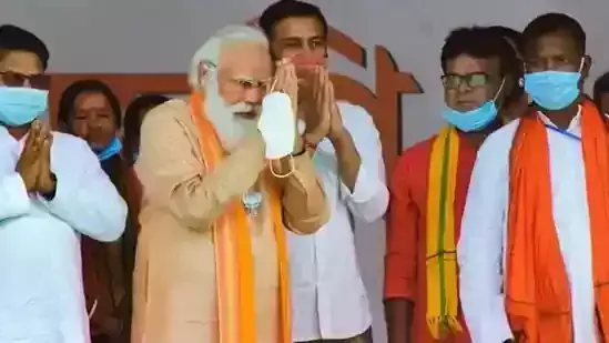 കോവിഡൊന്നും പ്രശ്നമല്ല; ബംഗാള്‍ തെരഞ്ഞെടുപ്പ് ആവേശത്തില്‍