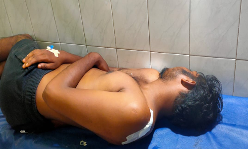 കൊല്ലത്ത് പെട്രോൾ പമ്പിൽ ഏറ്റുമുട്ടല്‍; രണ്ട് പേർക്ക് കുത്തേറ്റു