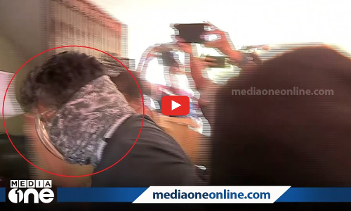 സാമ്പത്തിക തട്ടിപ്പ് കേസ്; ഒടിയന്‍ സംവിധായകന്‍ ശ്രീകുമാര്‍ മേനോന്‍ അറസ്റ്റില്‍