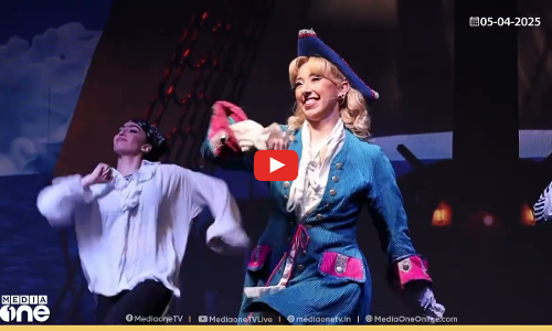 നാടകം ക്ലാസാണ്... ക്ലാസിക്കാണ്, ഷാർജയിലെ നാടക കാഴ്ച്ചകളിലേക്ക്.... | Weekend Arabia